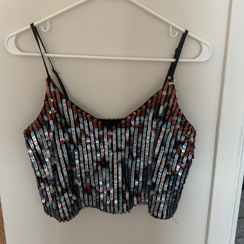 Cropped tank top